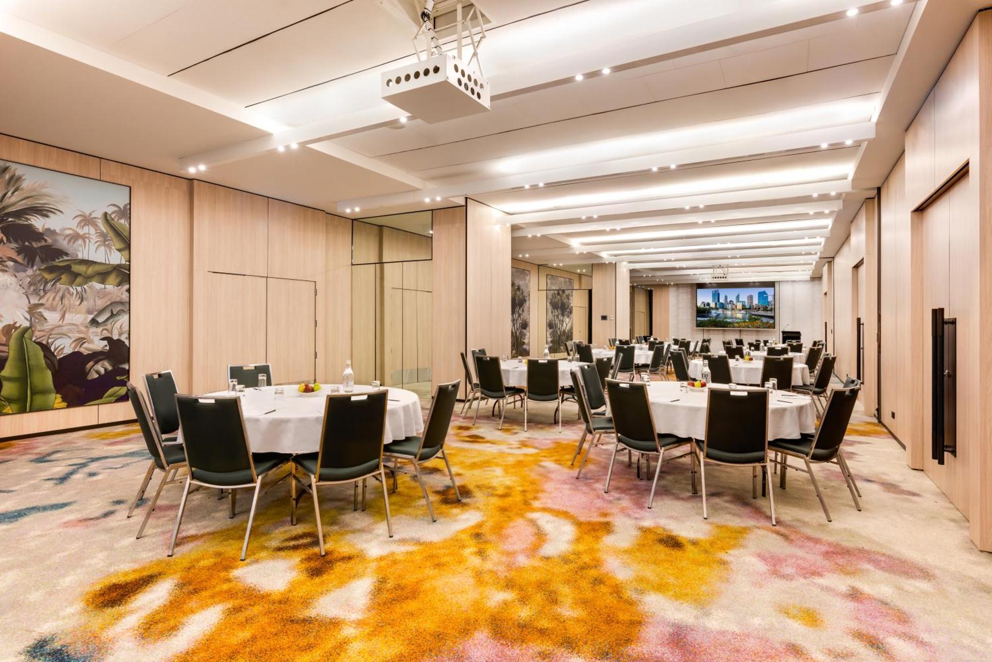 Pan Pacific Perth Hotel Exterior photo Meeting room